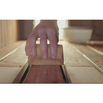 Zabezpieczenie wnętrza sauny olejem impregnującym